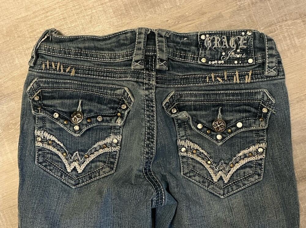 VTG Y2K Rhinestone Embroidered Jeans Low Rise Grace LA Med Wash Denim Stretch 3